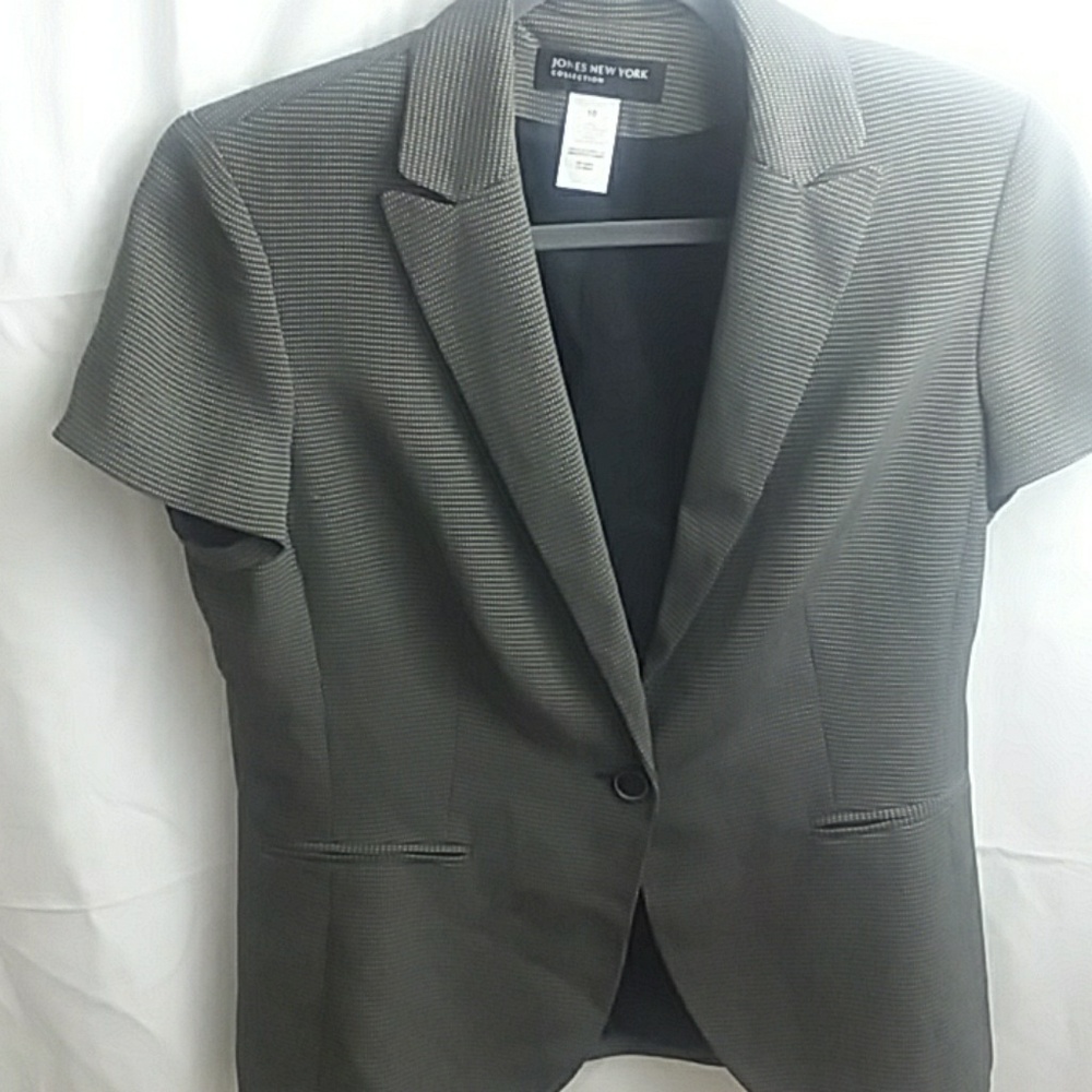 Short-sleeved Jones of NY blazer